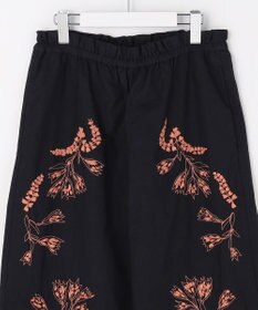 自由区 【カトリエムブーケ】Broderie a motifs floraux 刺繍パンツ