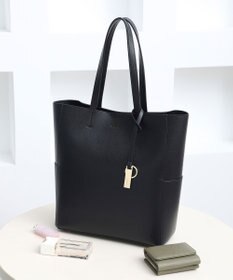 style code 【 A4サイズ収納可能 】【WEB限定商品】キーリングチャーム付き　軽量 ラージトートバッグ