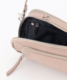 Y'SACCS イタリアンシープ多機能ポシェット