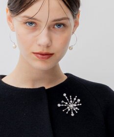 23区 【APPLAUDIR】クリスタルブローチ