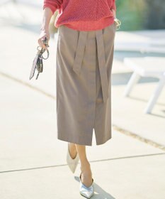 自由区 ブラッシュドコットンサテンナロー スカート カーキ
