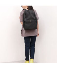 UNBILLION カシュカシュ cachecache / 10ポケット撥水リュックサック