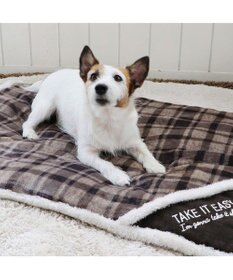 PET PARADISE ペットパラダイス 遠赤外線 ボアマット 《 チェック柄 》 (80×60cm)