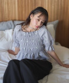 earth music&ecology フラワー刺繍シャーリングプルオーバー