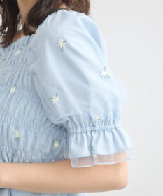 earth music&ecology フラワー刺繍シャーリングプルオーバー