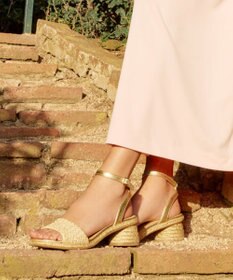 gaimo 【GAIMO/ガイモ】スクエアトゥストラップサンダル/EVONY