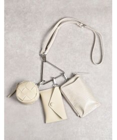 LA BAGAGERIE 【MONICA】トライアングルマルチショルダーバッグ