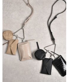 LA BAGAGERIE 【MONICA】トライアングルマルチショルダーバッグ