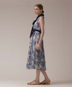 GRACE CONTINENTAL フラワー刺繍ボウタイドレス