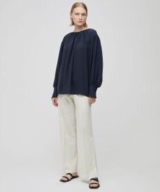 BEIGE， IRIS / ラウンドネックブラウス