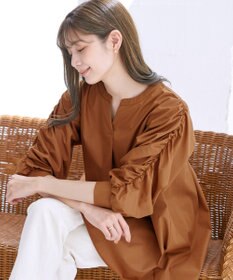 Tiaclasse L 【洗える】ギャザーパフスリーブチュニックブラウス