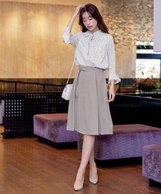 Tiaclasse 【新色追加・洗える】フレアスリーブ花柄リボンブラウス