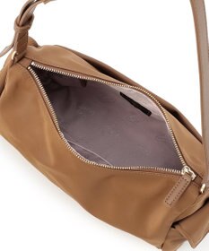 TOCCA IN CREADLE NYLON BAG Ｍ ワンショルダーバッグ