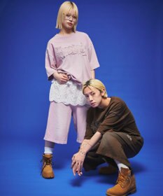 WEGO 【ユニセックス着用ITEM】ダメージアップリケグラフィックT（SS）