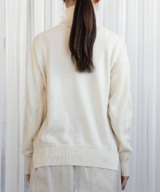 muuc 〈極上メリノウール〉ベーシックタートルネックプルオーバー〈肌に優しいニット〉〈アンサンブル可能〉〈袖の透かし編み〉