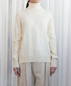 muuc 〈極上メリノウール〉ベーシックタートルネックプルオーバー〈肌に優しいニット〉〈アンサンブル可能〉〈袖の透かし編み〉