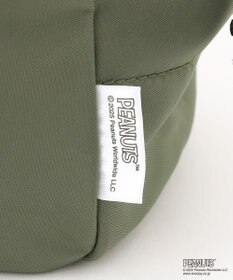 Y'SACCS SNOOPYデザイン 2way巾着トート(クッキー）