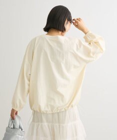 Green Parks ナイロンロゴＶネックプルオーバー