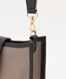 LA BAGAGERIE スクエアレザーミニショルダーバッグ