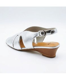 APOM モールドウエッジアシンメトリースリングバックサンダル45