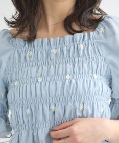 earth music&ecology フラワー刺繍シャーリングプルオーバー