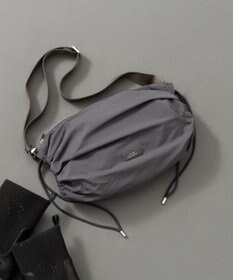 23区 【撥水加工/WEB&一部店舗限定カラーあり】ドロ－ストリング ショルダーバッグ 【WEB限定】グレー系