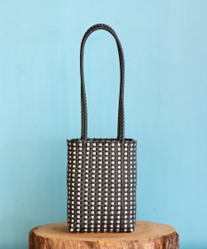 Tiaclasse メルカドウーヴンバッグ