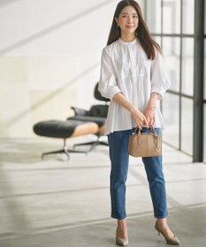 組曲 L 【WEB限定】コンパクトシャーティング ペプラムブラウス