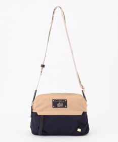 LA BAGAGERIE ウォータープルーフナイロン　スクエアショルダー