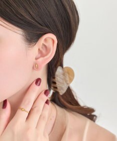 Phoebe 【金属アレルギー対応】メタルオーバルグレースピアス(片耳)　ゴールド/サージカルステンレス