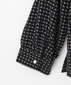 J.PRESS LADIES 【洗える】ポリエステルスエード変形ドットプリント ブラウス