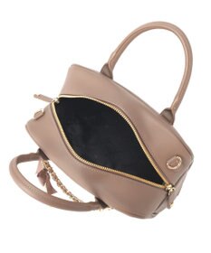 Maison de FLEUR チャーム付きスクエアボストンバッグ