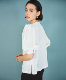 #Newans 【洗濯機可能/シワになりにくい】〈肩幅・二の腕が華奢見えする〉パフスリーブバイカラーブラウス