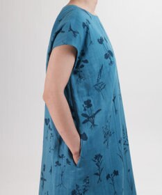 muuc 【ゆったりシルエットで涼しく上品】植物の影絵プリント ワンピースドレス