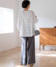 23区 【先行予約】ボタニカル カットジャガード ペプラムブラウス