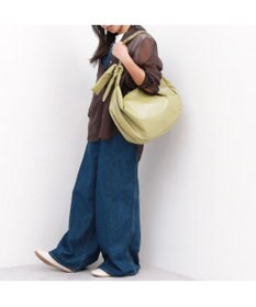 UNBILLION カシュカシュ cachecache / ソフトエナメルノットビッグショルダー