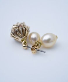 monshiro 【バロックパール/2WAY】スカビオサツボミ ピアス