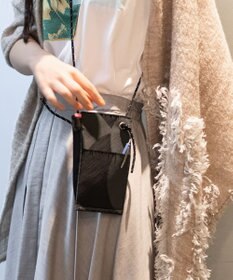 POLS FLATスマホショルダー