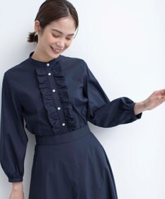 組曲 コンパクトシャーティング フリルブラウス