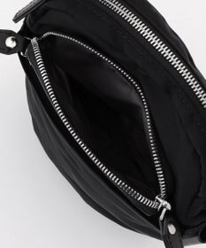 Y'SACCS ポリエステルツイル ポシェット