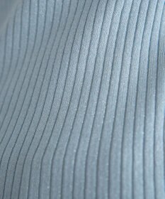 YECCA VECCA ラメ混ハイネックリブニット