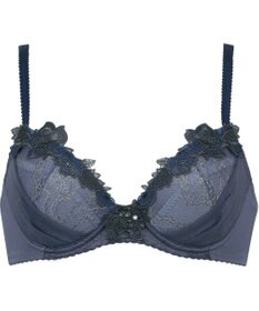 Wing Wing Lesiage　【2720シリーズ】ブラジャー　シアー感のあるラグジュアリーなデザイン　ウイング／ワコール　PB2720