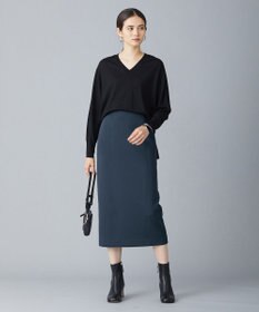 ICB 【洗える】 コンパクトウール Vネックプルオーバー