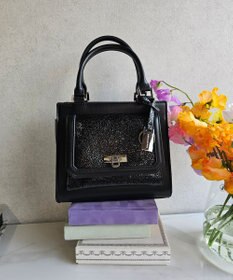 style code 【MERCURYDUO/マーキュリーデュオ】メタリッククラック調型押し フラップハンドバッグ