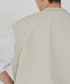 WEGO ナイロンVネックベスト