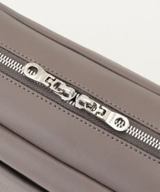 Y'SACCS ブロックモチーフショルダー