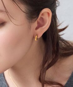 Phoebe 【金属アレルギー対応】ストレートスクエアフープピアス　ゴールド/サージカルステンレス（片耳）