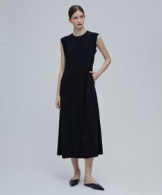 BEIGE， SARAH / Aラインドレス