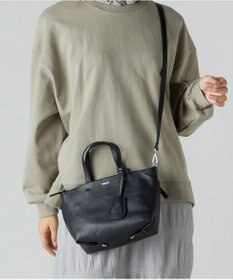 Y'SACCS イザック　イタリアンシープマルチウェイトートバッグ