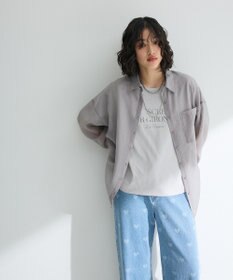 Green Parks 箔プリントフェミニンロゴＴシャツ